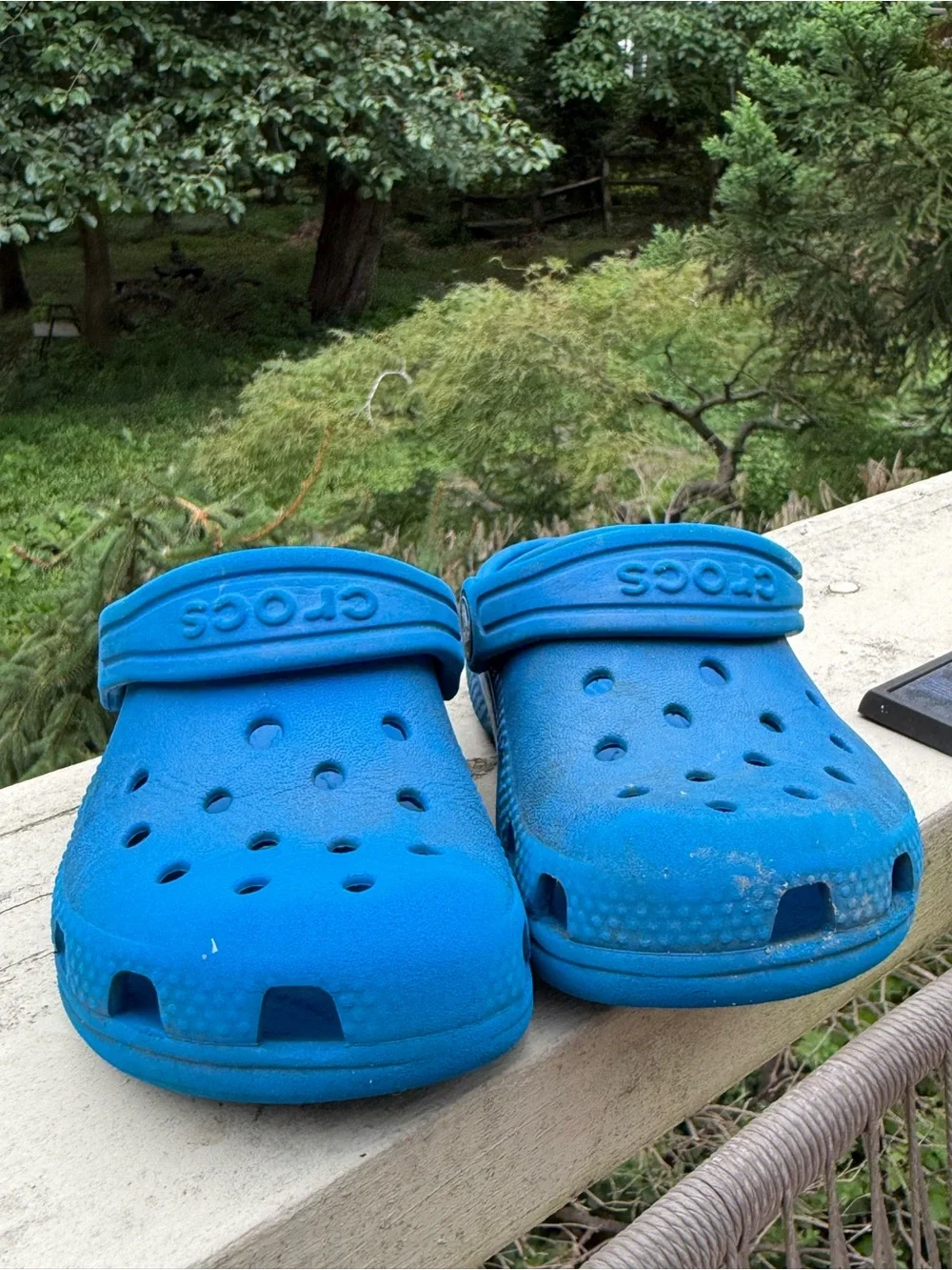 CROCS Kids Blue Classic Clog Slip-On Sandals